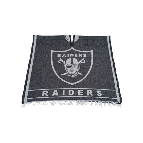 NFL Las Vegas Raiders Wool Blanket Poncho Fringe Black Gray Oakland Football Fan - Picture 1 of 2